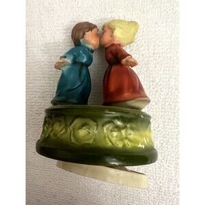 Vintage BERMAN&ANDERSON Boy and Girl Kissing Music Box